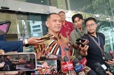 Nurul Ghufron Kasih...