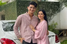 Gugat Cerai Aditya Zoni,...