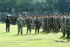 Ribuan Prajurit TNI...