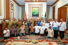 Wali Kota Benyamin Pastikan...