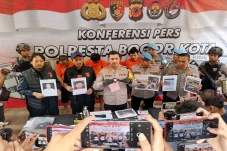 Modus Pencurian Mobil...
