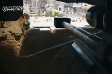 Brigade al-Qassam Bantai...