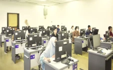 Apa Efek Orang Tua Temani...