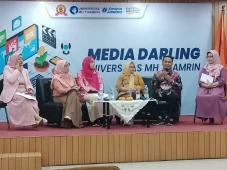 Universitas MH Thamrin...