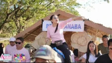 Siapa Alice Guo? Wali...