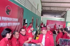 Siap Gantikan Gibran,...