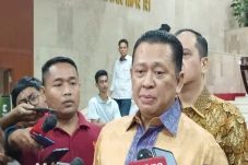 Golkar Siapkan Karpet...