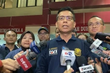Polisi Tunggu Persetujuan...