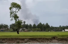 Pemberontak Myanmar...