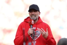 Tinggalkan Liverpool,...