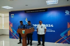 NIK Dinonaktifkan, Warga...