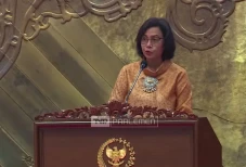 Sri Mulyani di Depan...