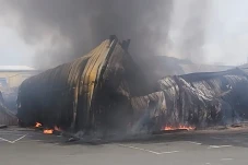 Agama Warga Negara Kaledonia...