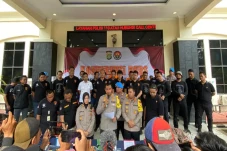 Polisi Ringkus Pelaku...