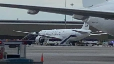 Singapore Airlines Turbulensi...