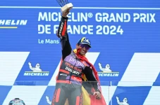 Jorge Martin Tercepat...