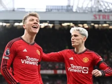 Rasmus Hojlund dan Alejandro...