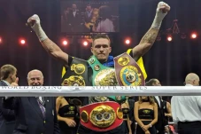 Oleksandr Usyk Petinju...