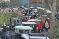 Viral Penampakan Antrean...