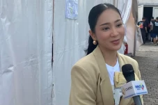Bunga Zainal Jadi Ibu...