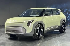 Kia EV3 Resmi Diluncurkan,...