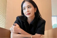 Bunga Zainal Deg-degan...
