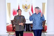 Jokowi Terima Sekjen...