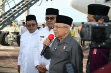 Wapres Minta DPR Tak...