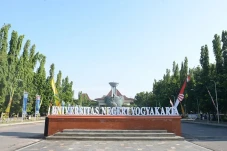 Biaya Kuliah Jurusan...