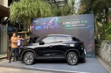 Chery Omoda E5 Tawarkan...