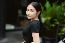 Cerita Prilly Latuconsina...