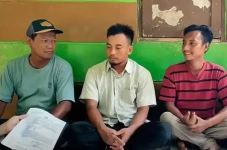 Kasus Vina Cirebon,...