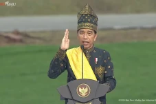 Presiden Jokowi Kecam...