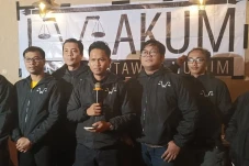Ikatan Wartawan Hukum...