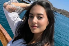 Aurelie Moeremans Ngaku...