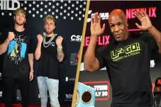 Ditantang Logan Paul,...