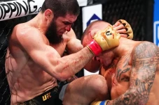 Islam Makhachev Banjir...