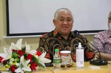 Din Syamsuddin Usul...