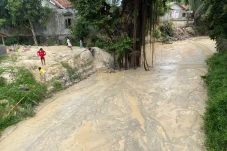 Viral Sungai Cidahu...