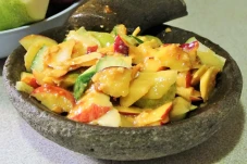 Rujak dan Asinan Indonesia...