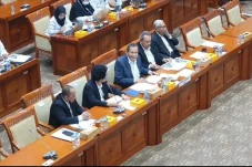 Mengadu ke Komisi III...