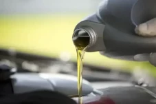 Kasus Oli Palsu Rp5,2...