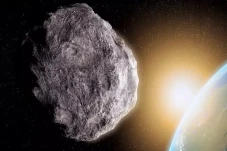 Waspada! Asteroid Sebesar...