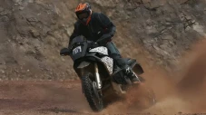 Pakai Transmisi Otomatis,...