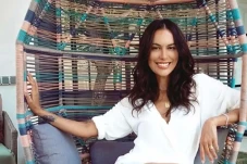 Sophia Latjuba Pamer...