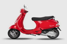 Viral Vespa LX 125 I-GET...