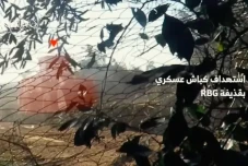 Pejuang Al-Qassam Terobos...
