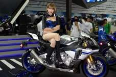 Tantang Yamaha, Suzuki...
