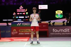 Chen Yu Fei Pertahankan...