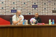 Jelang Laga Lawan Indonesia,...